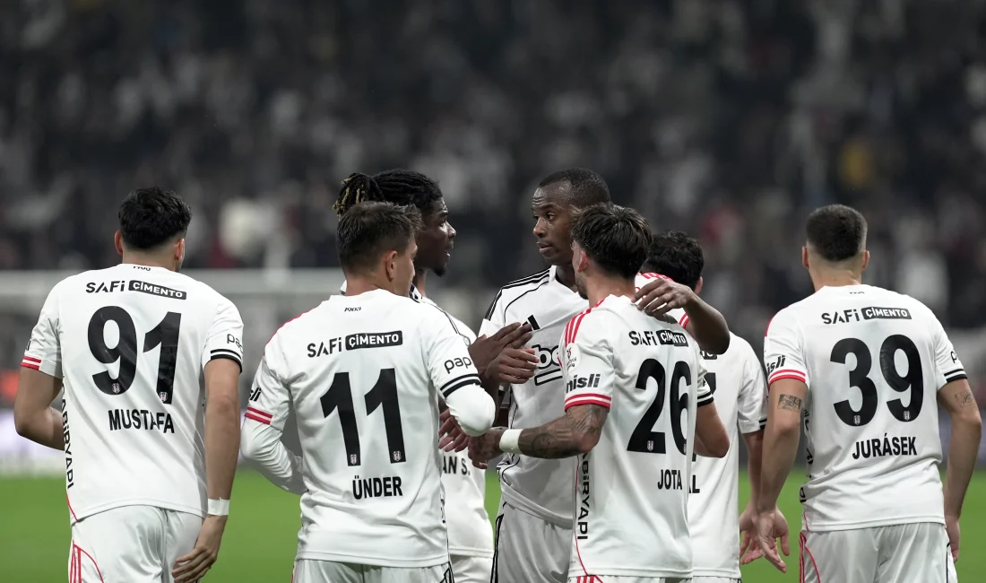Trendyol Süper Lig’in 7. haftasında Beşiktaş, Tüpraş Stadı’nda ağırladığı Kocaelispor’u