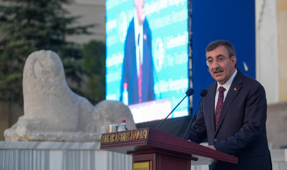 Cumhurbaşkanı Yardımcısı Yılmaz, Büyükelçilikler Resepsiyonu’nda yaptığı konuşmada sosyal konut, enflasyon