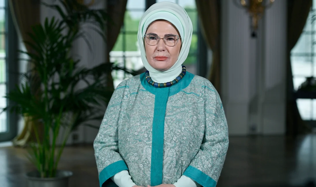 Emine Erdoğan, Gazze’de çocukların eğitim hakkı için ortak bildiriyi imzaladı Emine Erdoğan, Gazze’de çocukların eğitim hakkını savunan ortak bildiriyi imzaladı: