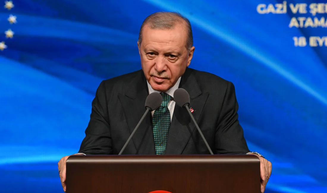 Cumhurbaşkanı Erdoğan’dan Yavuz Bülent Bakiler İçin Taziye Mesajı Cumhurbaşkanı Erdoğan, hayatını kaybeden edebiyatçı Yavuz Bülent Bakiler için yayımladığı