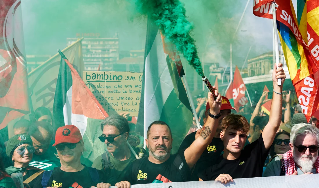 İtalya genelinde binlerce kişi, İsrail’in Gazze’ye yönelik saldırılarını durdurmak için