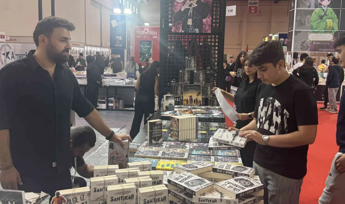 Samsun’da bu yıl 10’uncusu gerçekleştirilen Karadeniz Kitap Fuarı, yüzlerce yayınevi