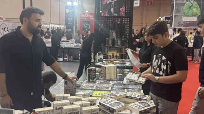 Samsun’da bu yıl 10’uncusu gerçekleştirilen Karadeniz Kitap Fuarı, yüzlerce yayınevi