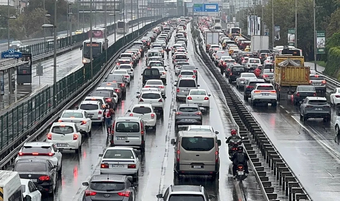 Türkiye genelinde süren yol çalışmaları nedeniyle birçok kesimde ulaşım kontrollü