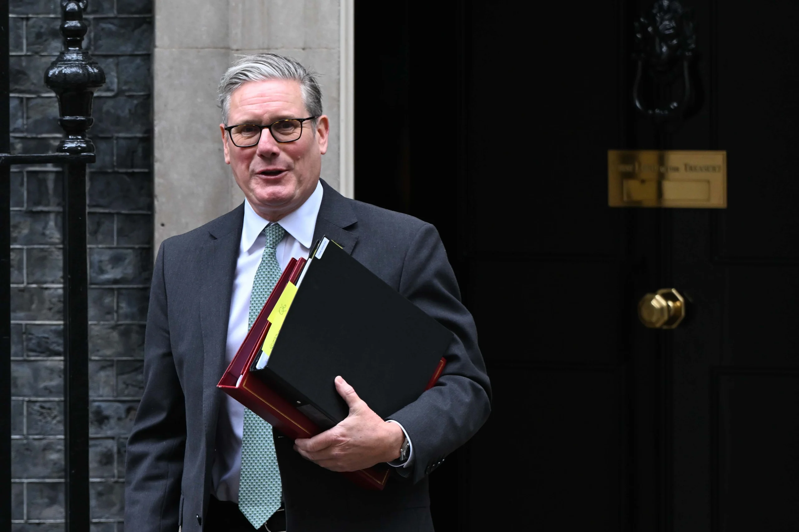 İngiltere, iki devletli çözüm vizyonunu desteklemek için Filistin Devleti’ni tanıyan