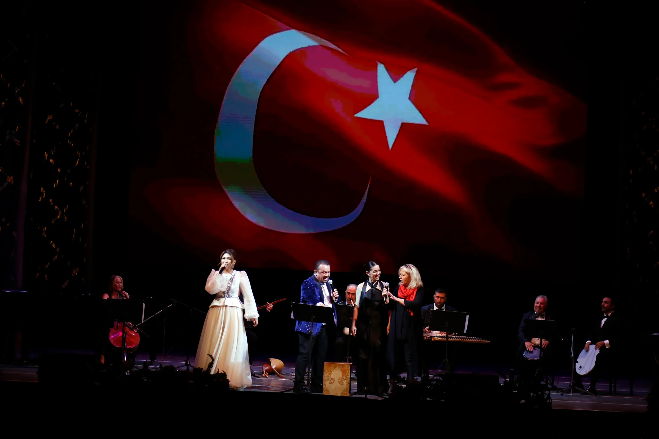 Kırgızistan’ın başkenti Bişkek’te faaliyetlerine başlayan Yunus Emre Türk Kültür Merkezi,