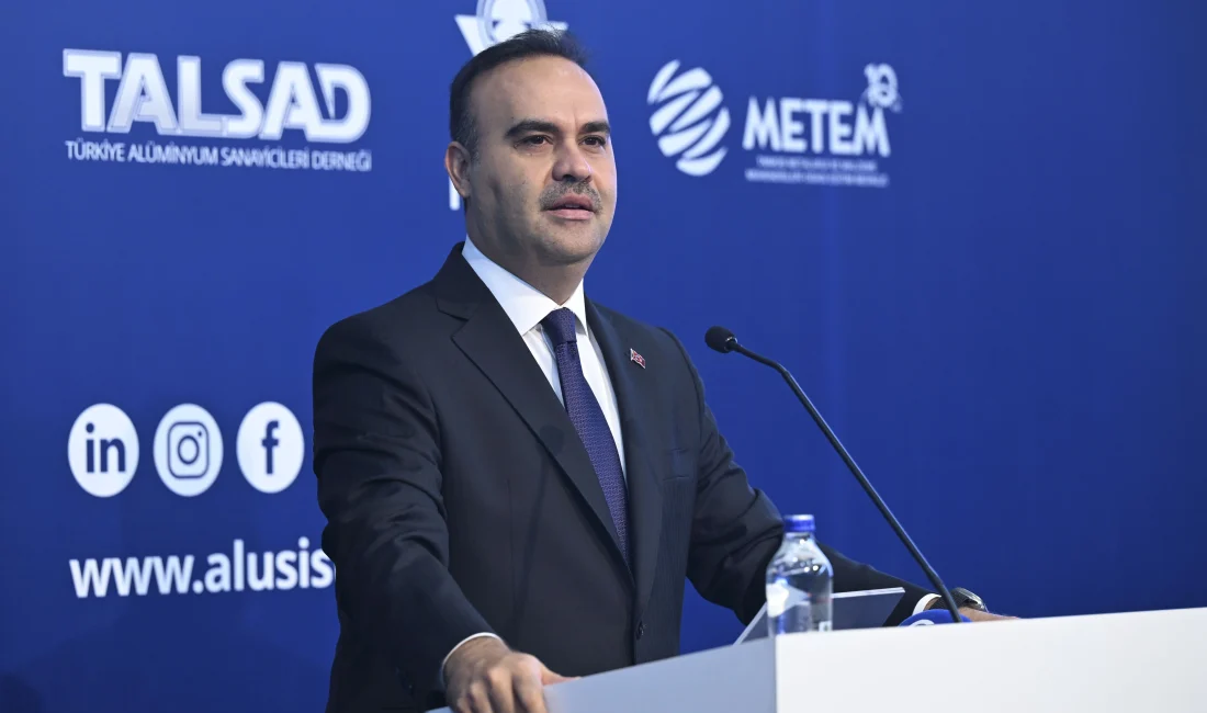 Bakan Kacır: “Yüksek teknolojili sektörler artık sanayi üretimimizde pozitif olarak