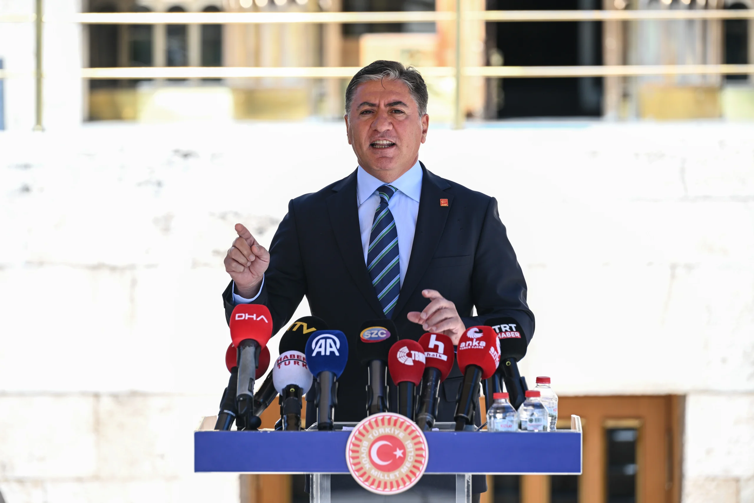 CHP Grup Başkanvekili Murat Emir, YSK’nin İstanbul İl Başkanlığı Olağanüstü