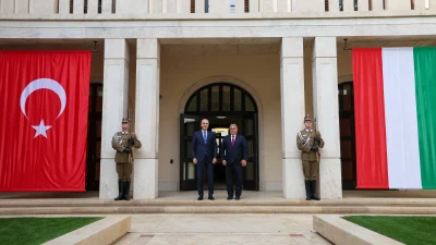 TBMM Başkanı Numan Kurtulmuş, resmi temaslarda bulunmak üzere gittiği Macaristan'da