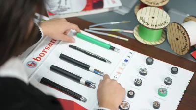 Türkiye’de İlk: Salyangoz ve Deniz Kabuğundan Kablo Malzemesi Yerli firma Borsan, salyangoz ve deniz kabuğu tozunu kablo üretiminde