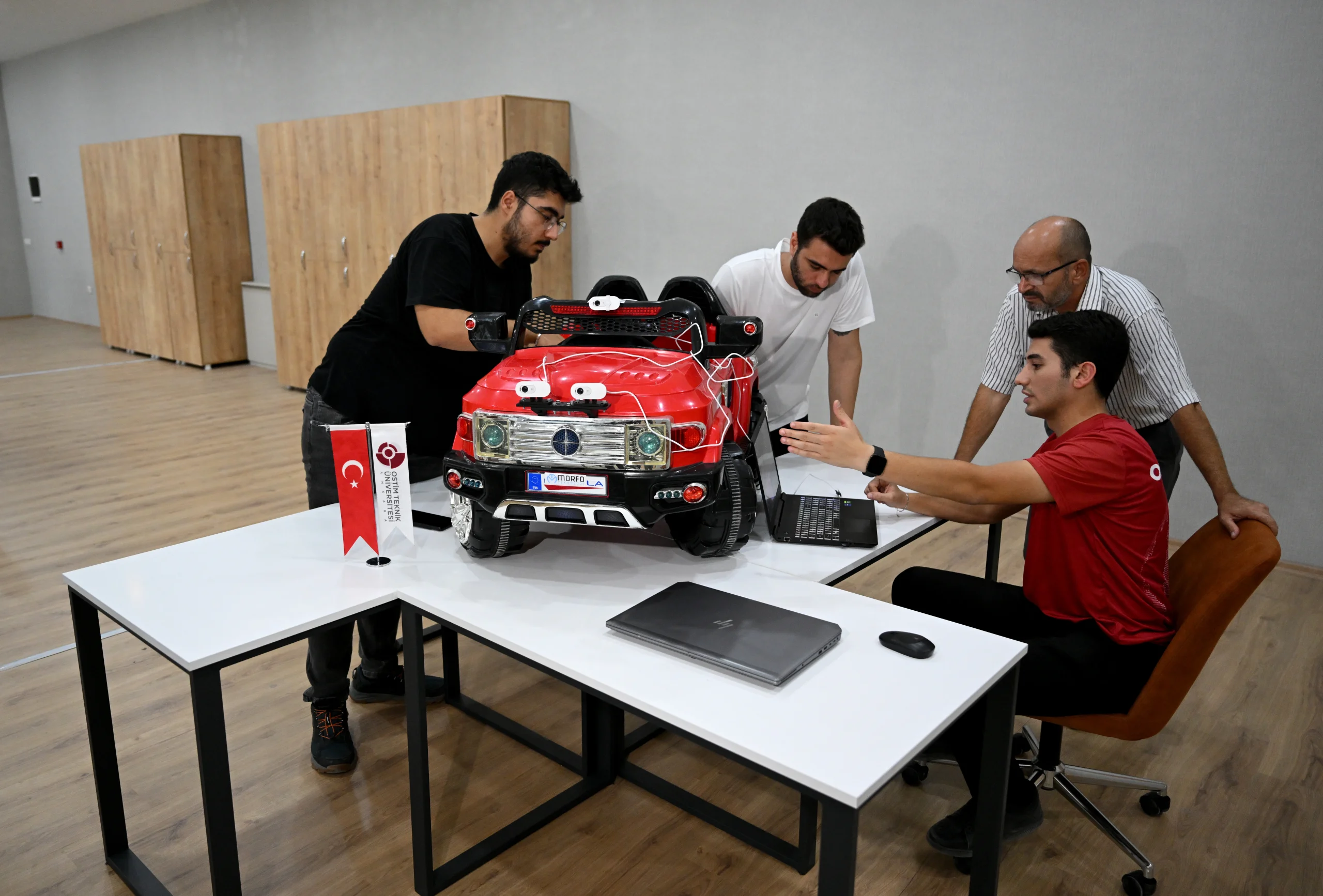 OSTİM Teknik Üniversitesi öğrencileri, Cezeri Merkezi’nde geliştirdikleri projelerle TEKNOFEST’te sahneye