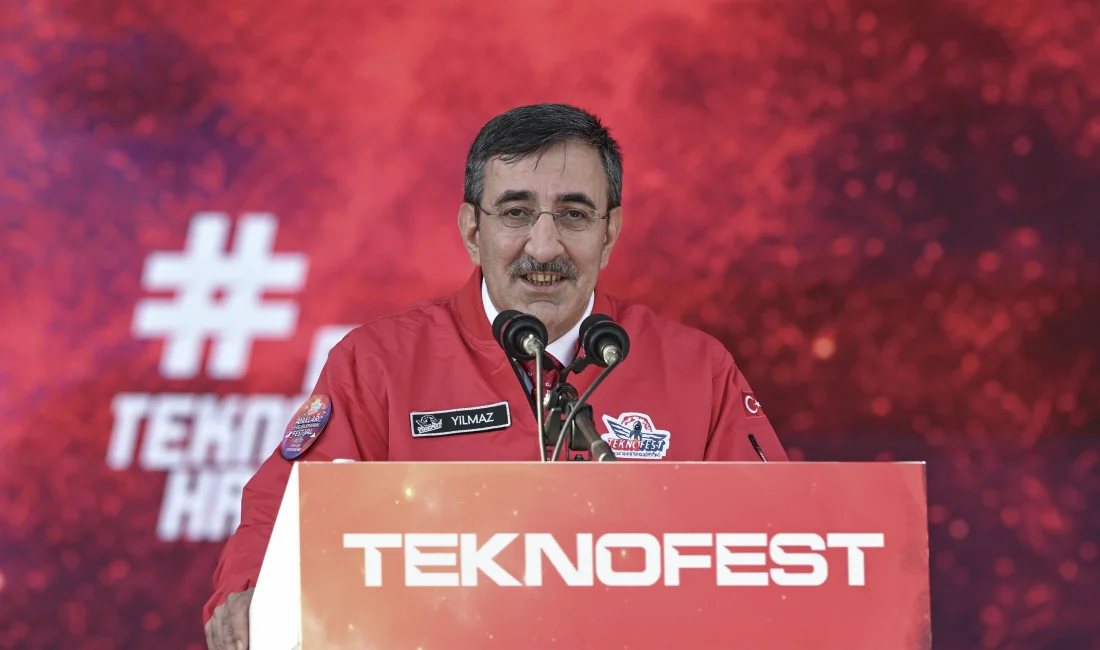 TEKNOFEST kapanışında konuşan Cumhurbaşkanı Yardımcısı Yılmaz, teknoloji üretiminin bağımsızlık ve