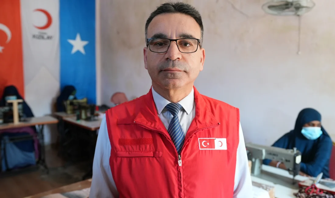 Türk Kızılay, Somali’de binlerce ihtiyaç sahibine umut oluyor Türk Kızılay, Somali’de yürüttüğü aşevi, eğitim ve sosyal destek projeleriyle