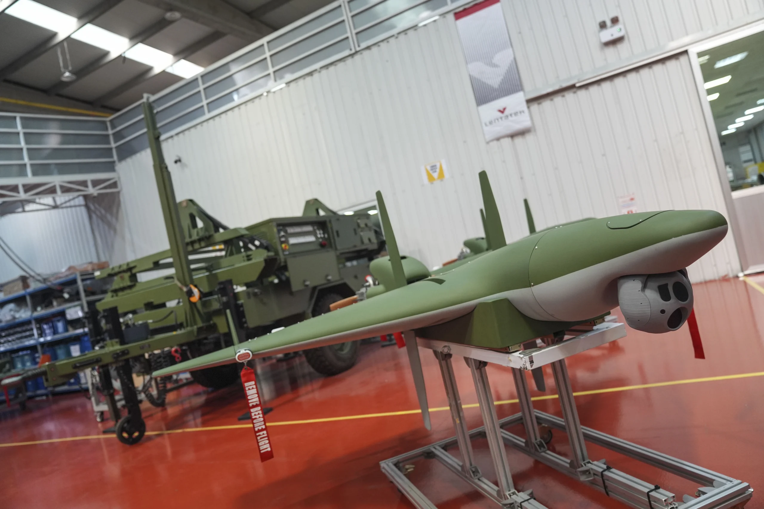 Türk savunma şirketi Lentatek’in geliştirdiği dolanan mühimmat ailesinin ilk ihracatı