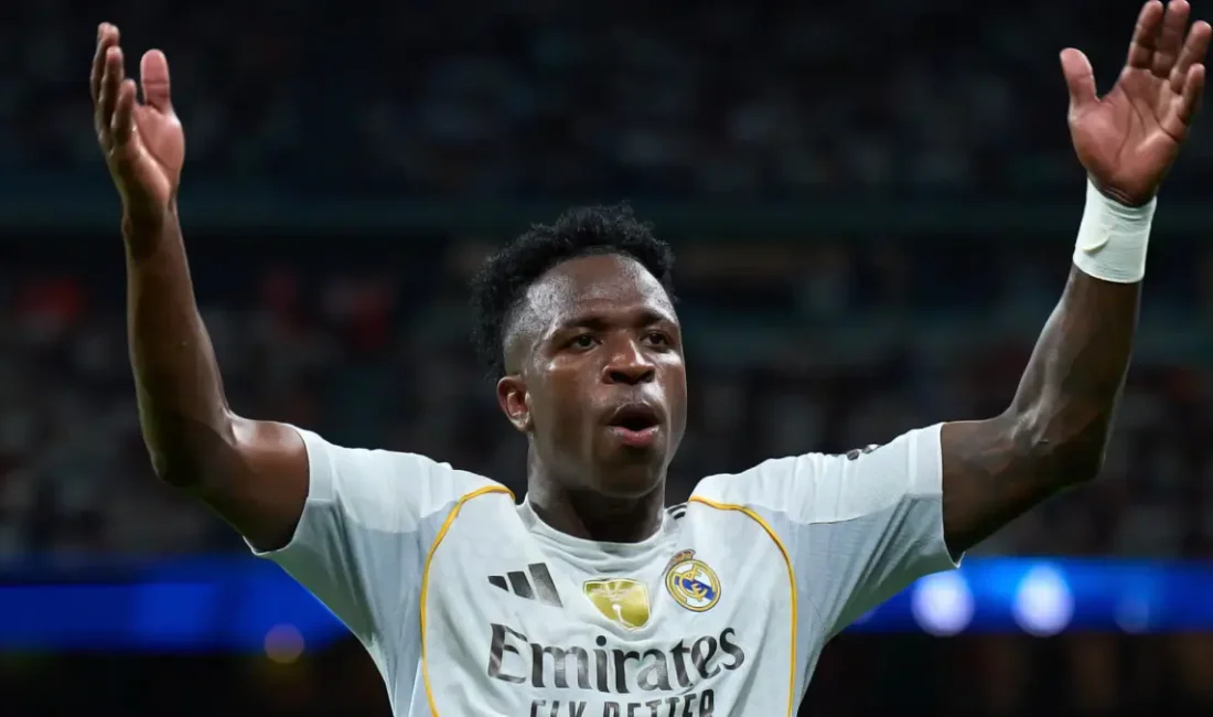 Real Madrid, Vinicius Jr’a yeni sözleşme teklifini değiştirmeyi reddediyor. Xabi