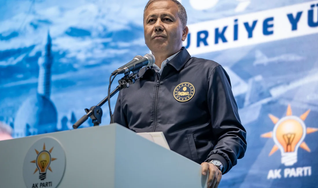 Bakan Ali Yerlikaya, Ağrı’da yaptığı konuşmada, “Millet iradesi sandıkta tecelli