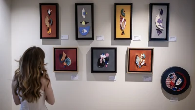 Sanatçı Deniz Say’ın geri dönüşüm temalı eserlerini içeren “Bir Zamanlar