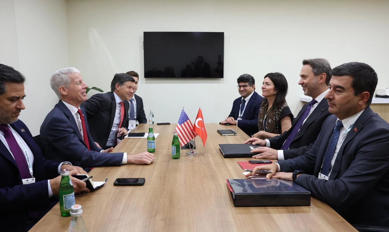 Enerji Bakanı Alparslan Bayraktar, Gastech 2025 Forumu’nda Türkiye’nin enerji arz