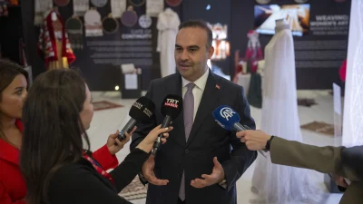 Bakan Mehmet Fatih Kacır, Emine Erdoğan’ın ev sahipliğinde Türkevi’nde düzenlenen