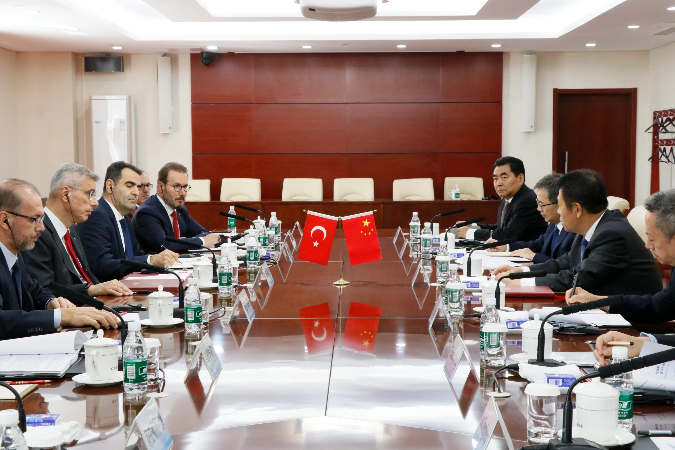 Bakan Memişoğlu, Çinli mevkidaşı Ley ile sağlıkta dijital dönüşüm, biyoteknoloji