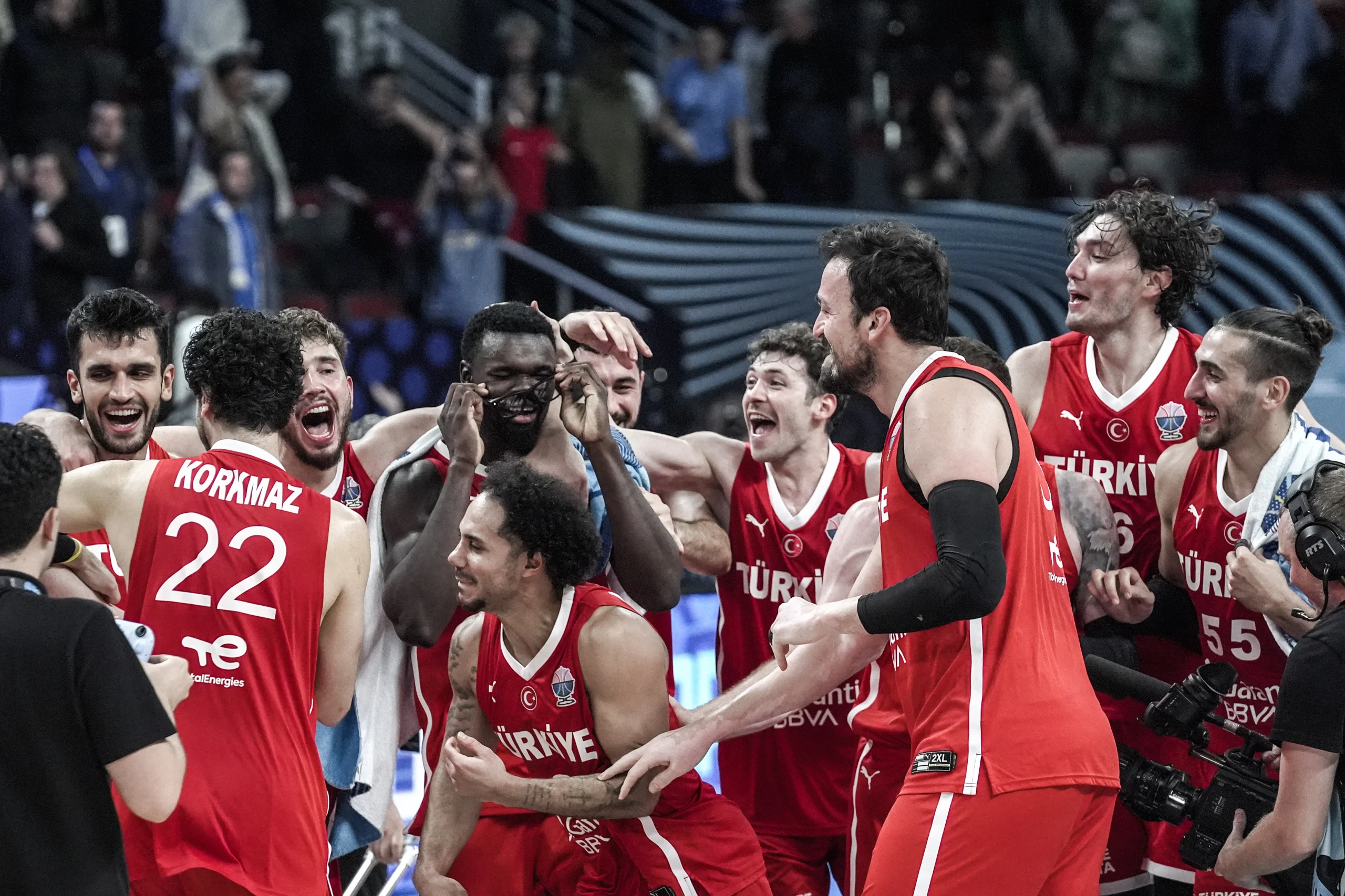 EuroBasket 2025’te finale çıkan A Milli Basketbol Takımı, Cumhurbaşkanı Erdoğan