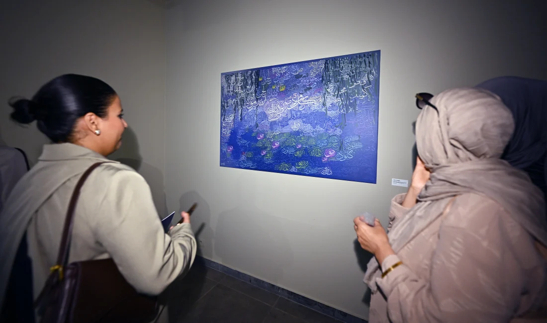 Gent’te açılan İslam sanatları sergisi, 7 kapı temasıyla ziyaretçilere derin