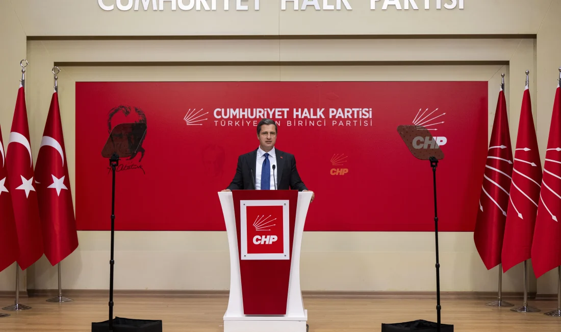CHP Sözcüsü Deniz Yücel, kurultay davalarını “hukuksuz ve reddedilmeye mahkûm”