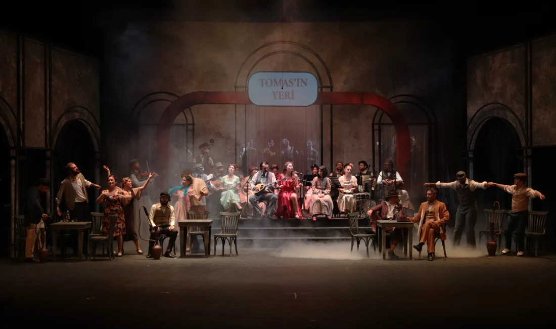 Devlet Tiyatroları, Girne’de düzenlenen festivalde “Dracula”, “Rembetiko Efsanesi” ve “Kan