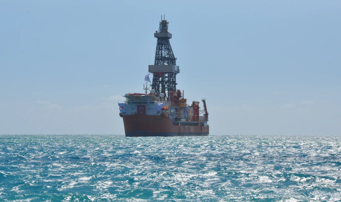 Enerji filosuna katılan 7. nesil ultra derin deniz sondaj gemisi,