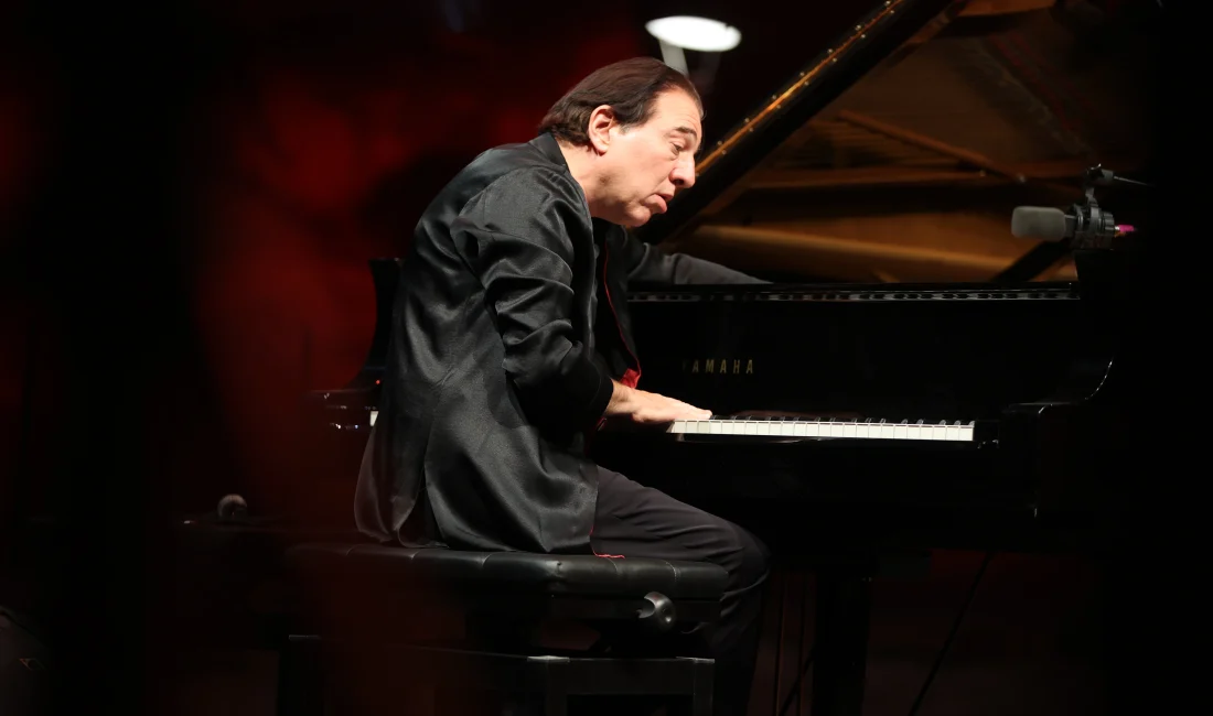 Dünyaca ünlü piyanist Fazıl Say ile Kabuki sanatçısı Nakamura Hayato,