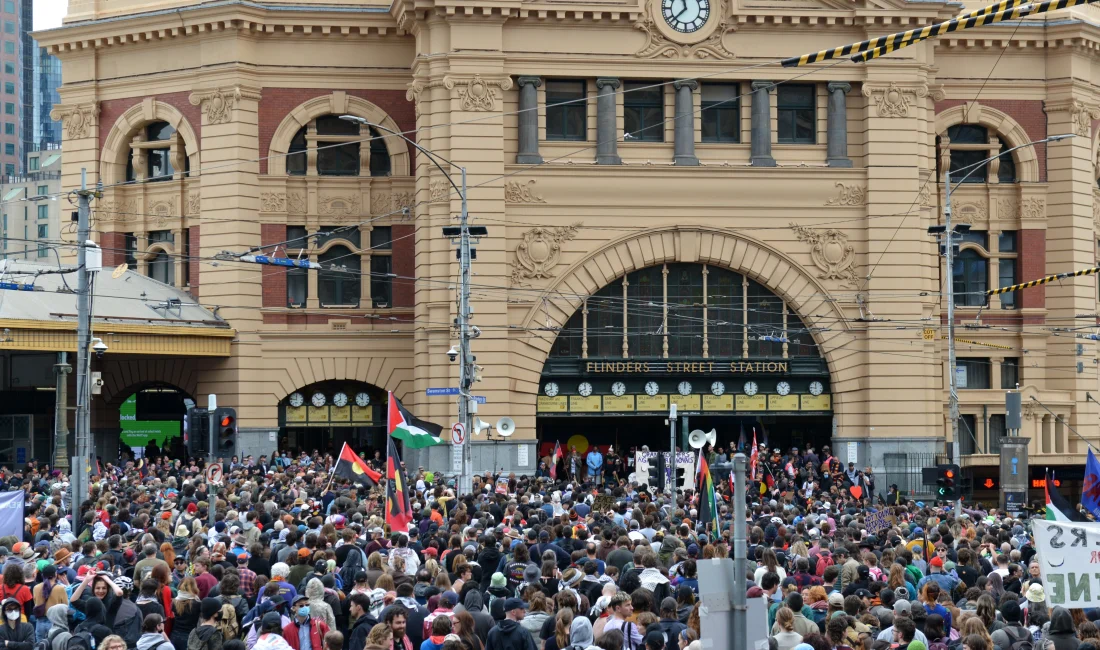 Yeni Zelanda ve Avustralya’da on binler Filistin için yürüdü Yeni Zelanda ve Avustralya’da Filistin’e destek için on binler sokağa