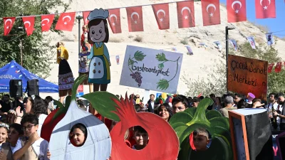 Gaziantep’te düzenlenen GastroAntep Kültür Yolu Festivali kortej yürüyüşüyle başladı, 9