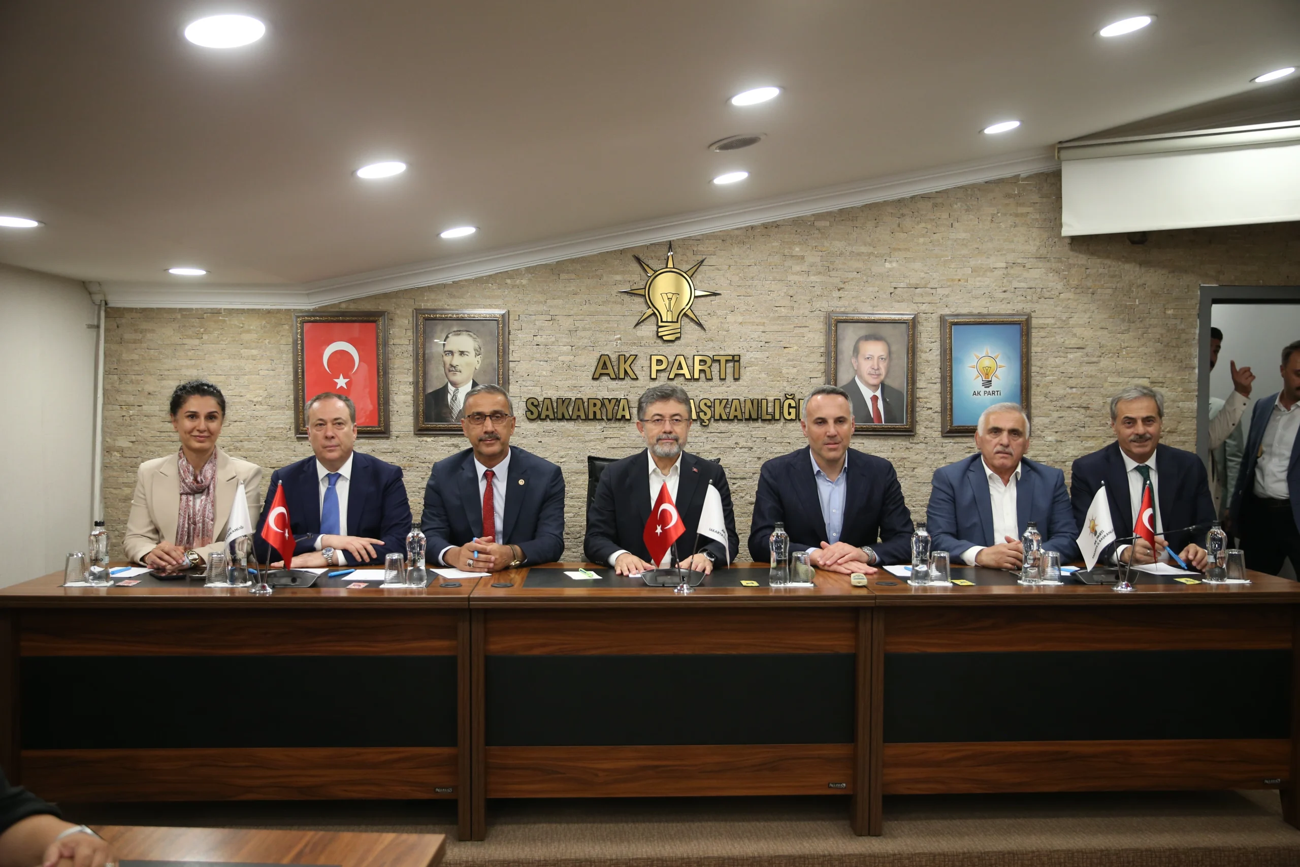 Tarım ve Orman Bakanı İbrahim Yumaklı, Sakarya’da belediye, parti teşkilatları