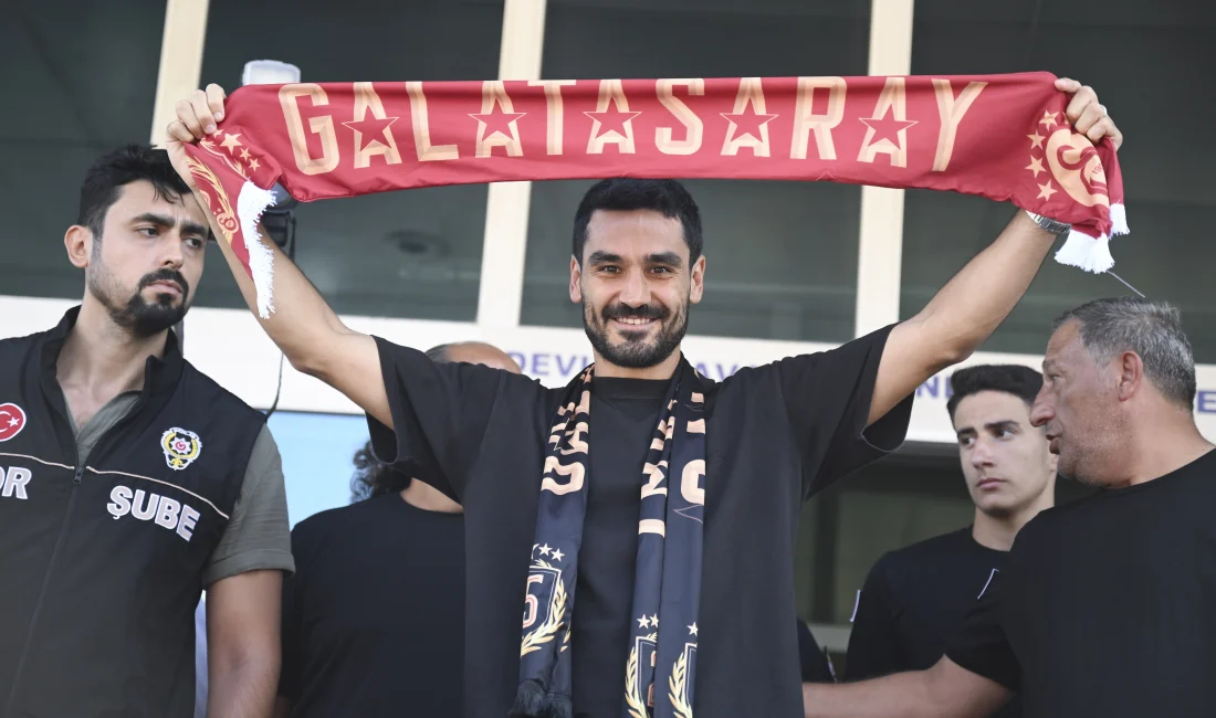 Galatasaray’ın transfer gündemindeki Türk asıllı Alman futbolcu İlkay Gündoğan, İstanbul’a