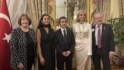 Uluslararası Kadın Forumu kapsamında Londra'da buluşan Türk ve İngiliz kadın