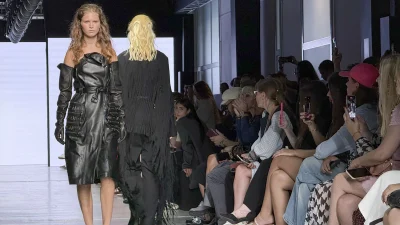 Moskova Moda Haftası’nda podyuma çıkan Emre Erdemoğlu’nun “West of Eden”