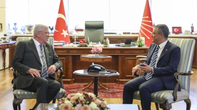 CHP Genel Başkanı Özgür Özel ile İYİ Parti Genel Başkanı