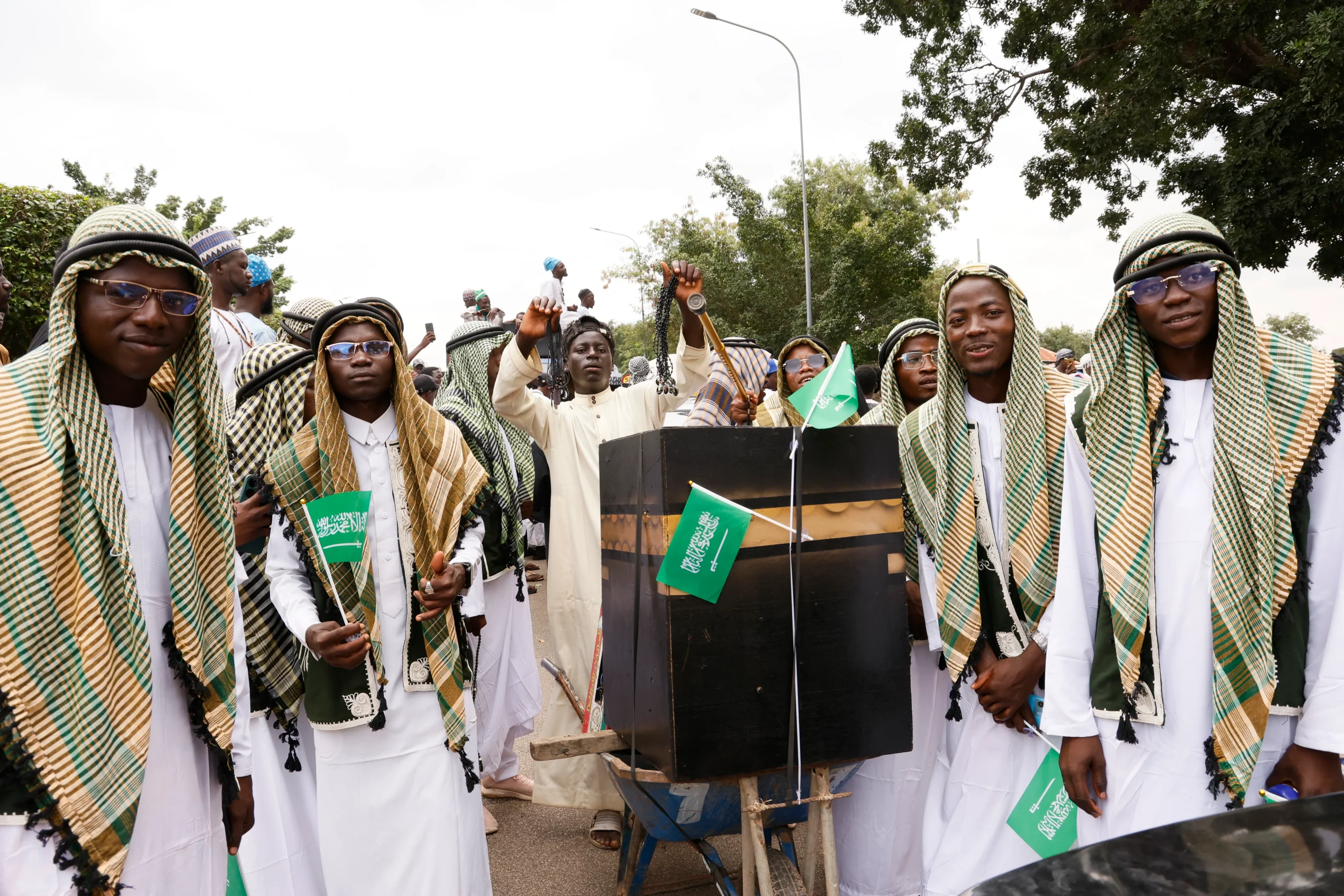 Abuja’da düzenlenen Mevlid-i Nebi programı, dualar, ilahiler ve coşkulu katılım