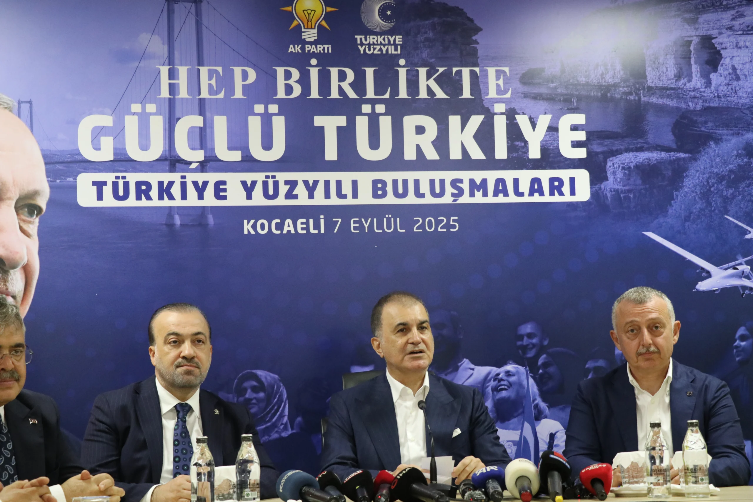 Ömer Çelik, Kocaeli’nde yaptığı açıklamada “Terörsüz Türkiye” hedefini yineledi, CHP