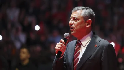CHP Genel Başkanı Özgür Özel, İstanbul İl Başkanlığı’na kayyum girişimine