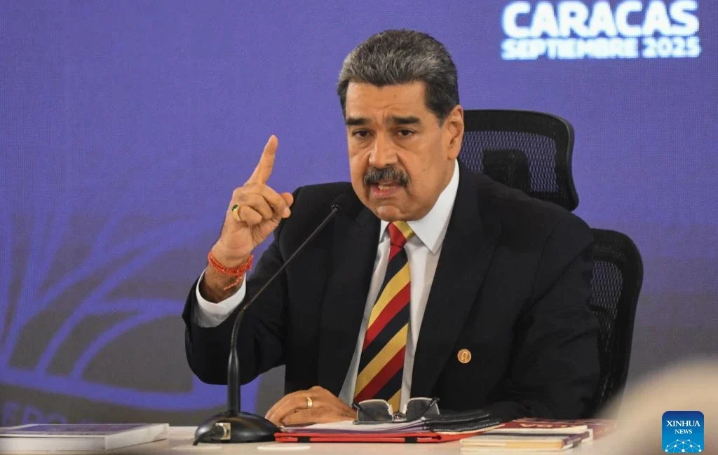 Maduro: Venezuela Son Yüzyılın En Büyük Tehdidiyle Karşı Karşıya Venezuela Devlet Başkanı Nicolas Maduro, ABD’nin askeri hamlesini sert sözlerle