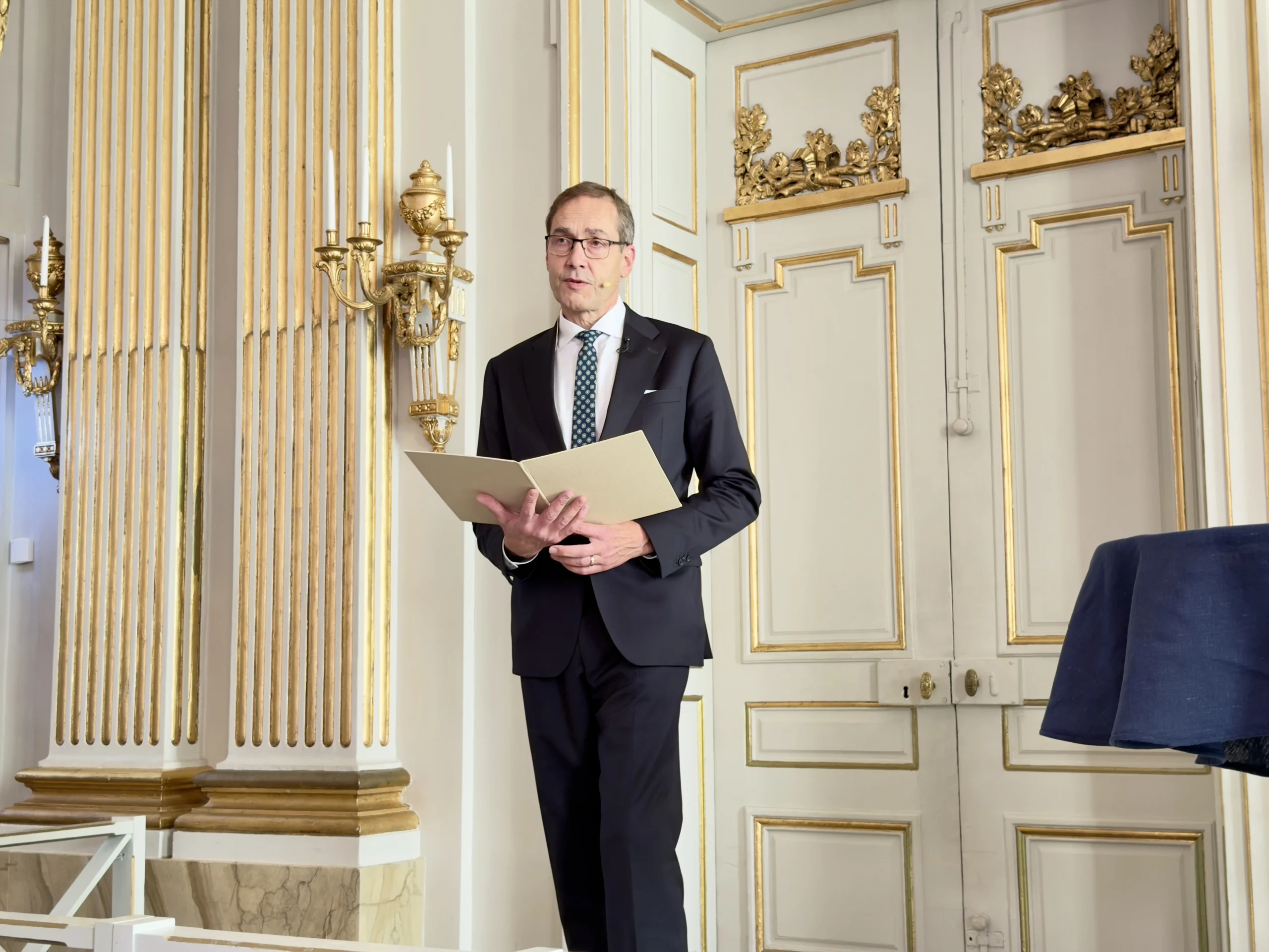 Macar yazar Laszlo Krasznahorkai, 2025 Nobel Edebiyat Ödülü’ne layık görüldü.