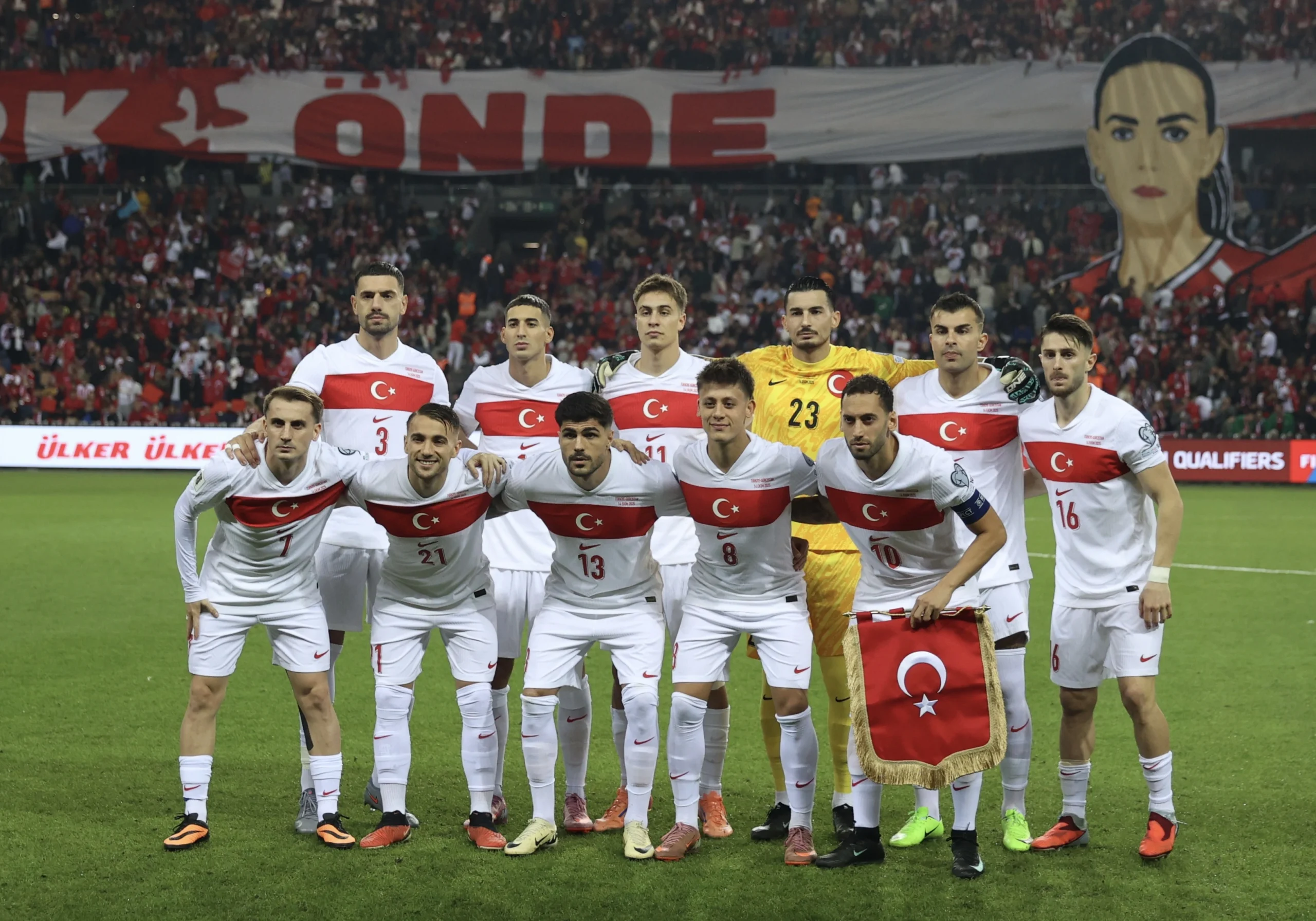 FIFA’nın güncel dünya sıralamasında Türkiye, bir basamak ilerleyerek 26. sırada