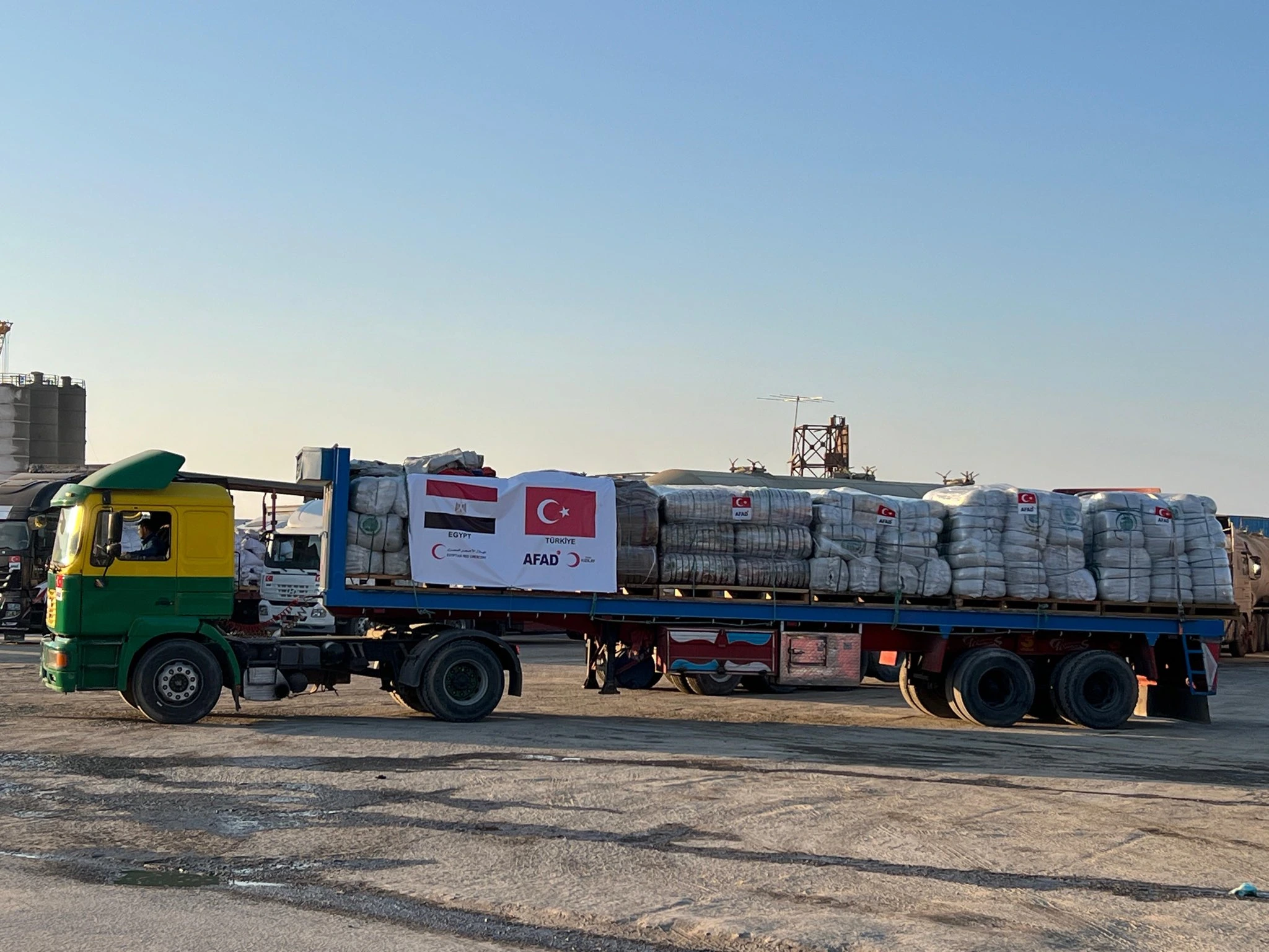 AFAD, Gazze’ye yönelik insani yardımların hız kesmeden sürdüğünü ve bugüne
