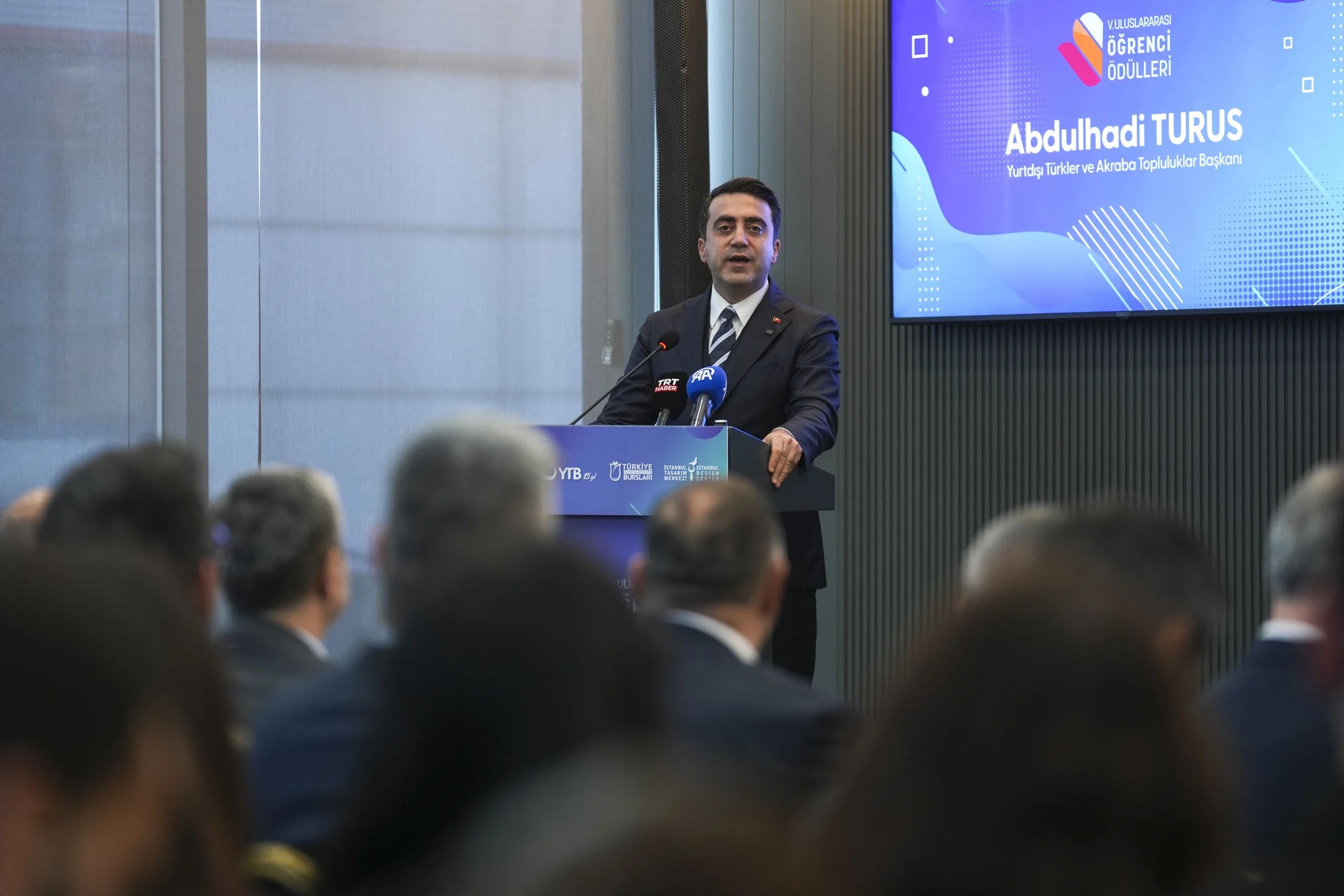 Yurtdışı Türkler ve Akraba Topluluklar Başkanlığı’nın ev sahipliğinde düzenlenen ödül