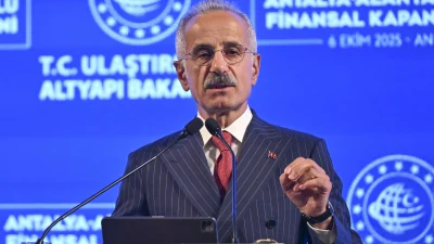 Bakan Uraloğlu, 2,4 milyar avroluk Antalya-Alanya Otoyolu’nun, bölge ekonomisine ve