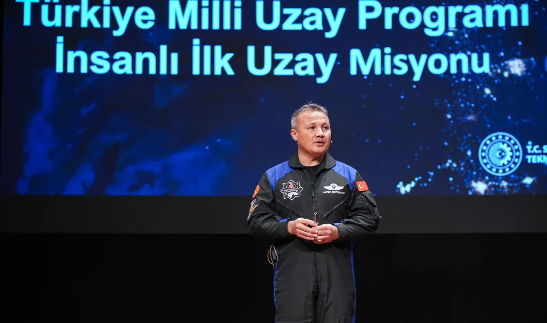 İlk Türk astronot Alper Gezeravcı, İstanbul Üniversitesi-Cerrahpaşa’da öğrencilerle buluştu; gençlere