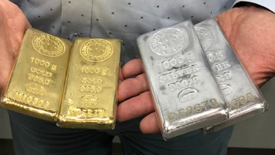 ABD-Çin ticaret gerilimi yeniden tırmanırken, değerli metallerde sert yükseliş görüldü.