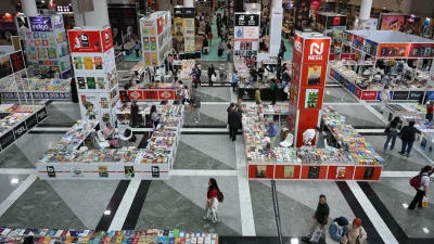 Ankara Kitap Fuarı 22. kez okurlarla buluştu. Söyleşiler, imza günleri