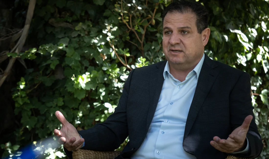 İsrail Parlamentosu’nda ABD Başkanı Trump’ı protesto eden Filistin kökenli Milletvekili